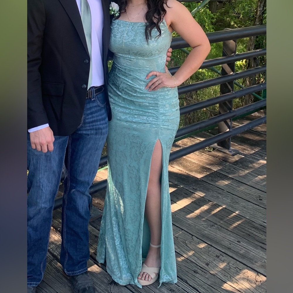 Windsor Mint Green Prom Dress